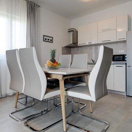 Love Apartments Zečevo المظهر الخارجي الصورة