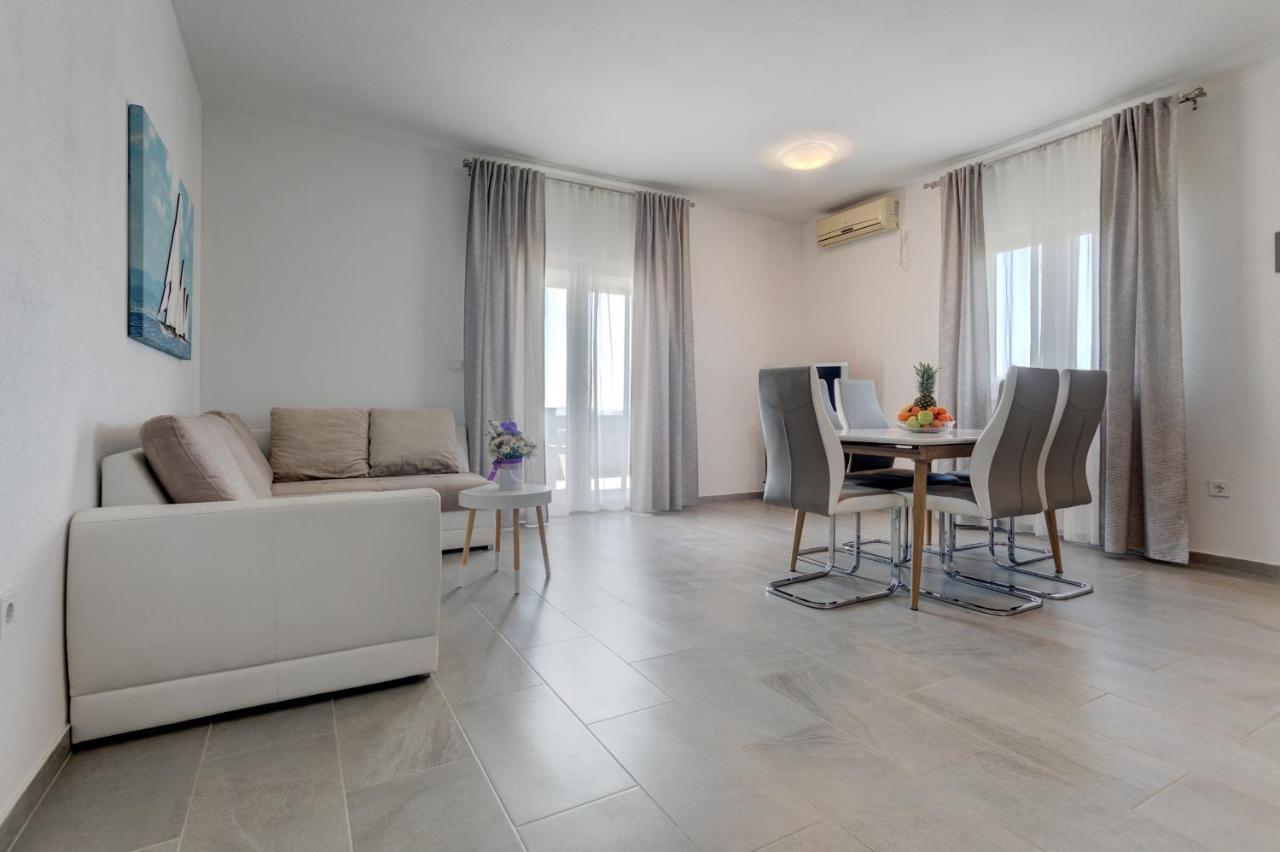 Love Apartments Zečevo المظهر الخارجي الصورة