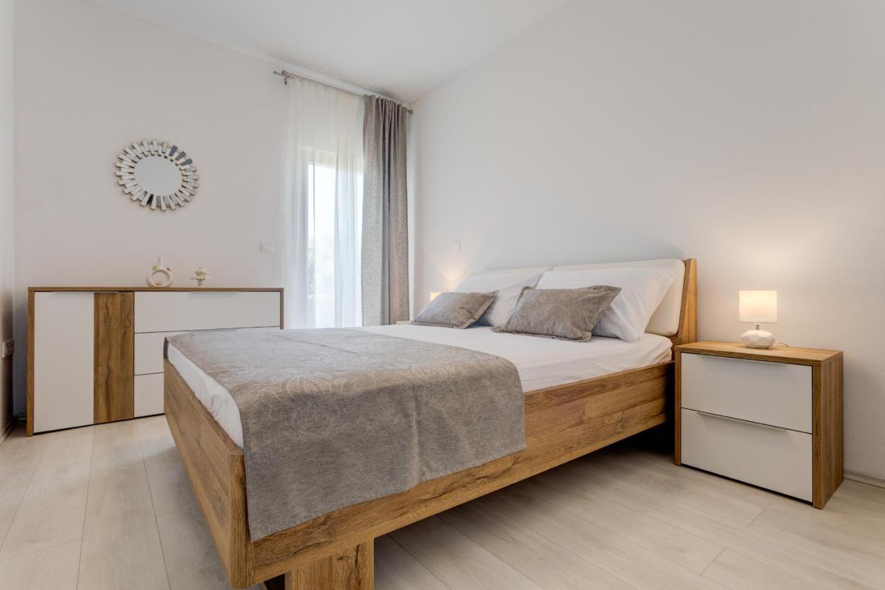 Love Apartments Zečevo المظهر الخارجي الصورة