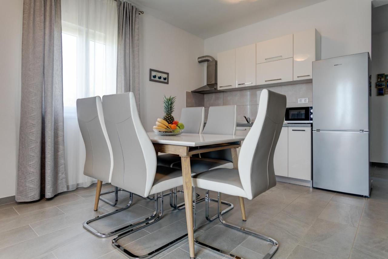 Love Apartments Zečevo المظهر الخارجي الصورة