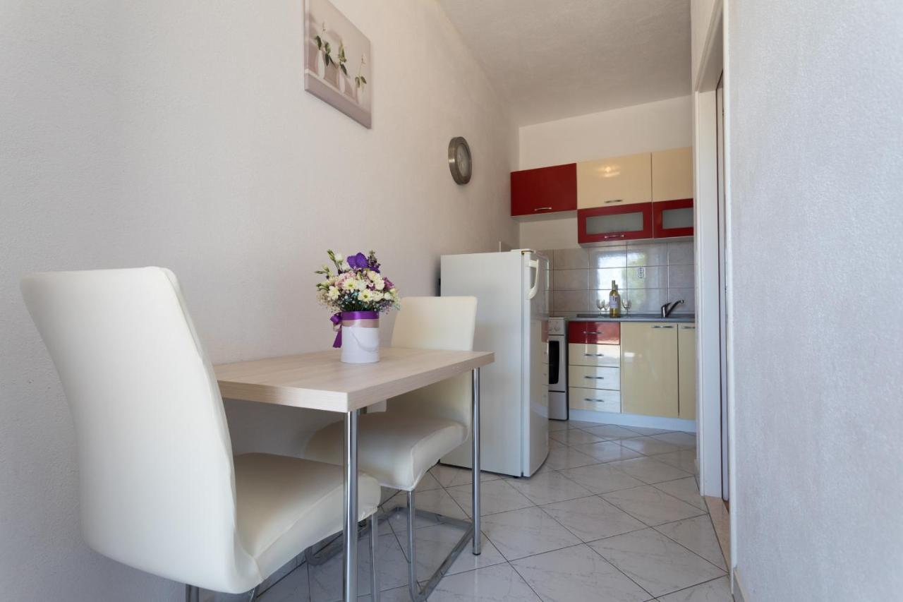 Love Apartments Zečevo المظهر الخارجي الصورة